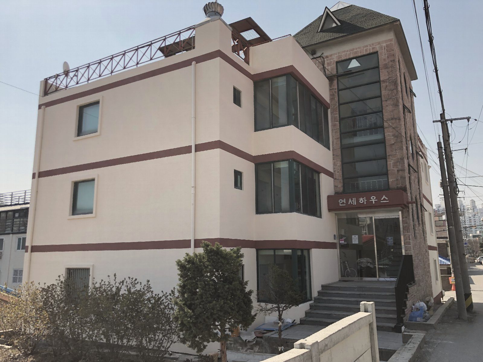 다가구주택 옥상 옥탑방 증축 부분 외관 예시